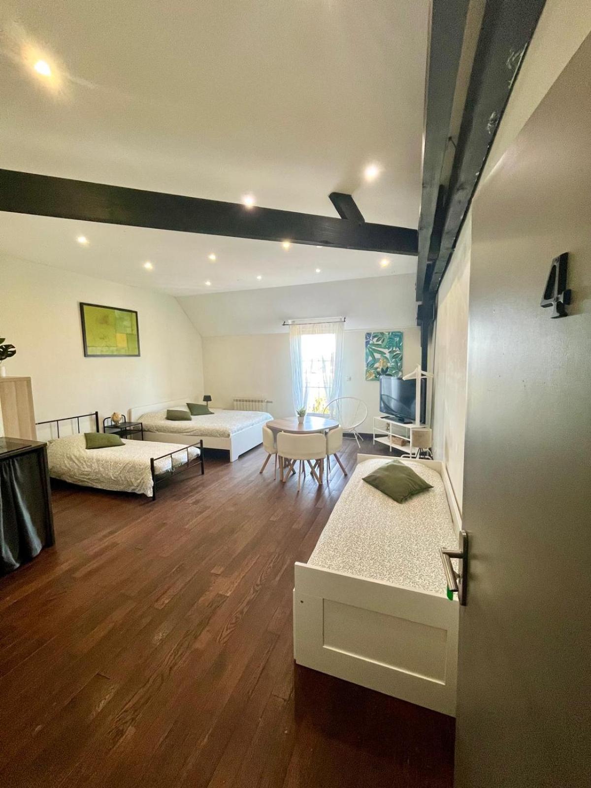 Appart'Hotel Auxerre Monéteau Oda fotoğraf